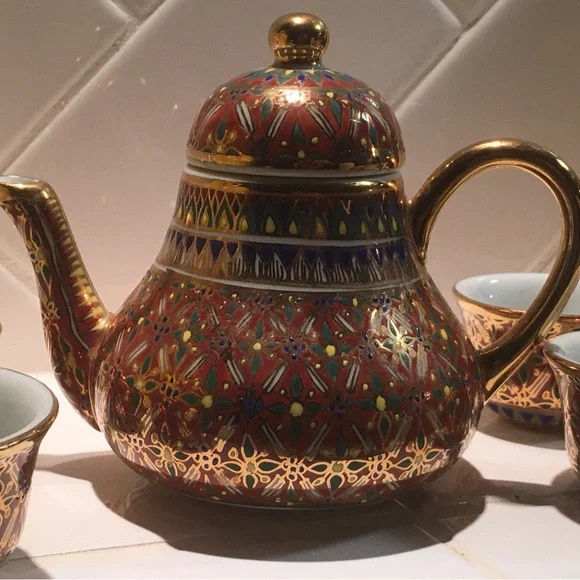 Handpainted Benjarong Teaset - Picture 4 of 7